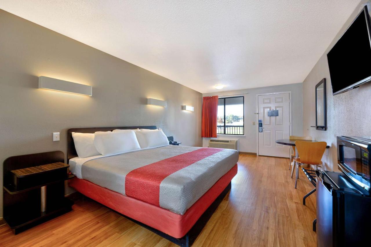 Hotel 6-cookeville, Tn Cookeville