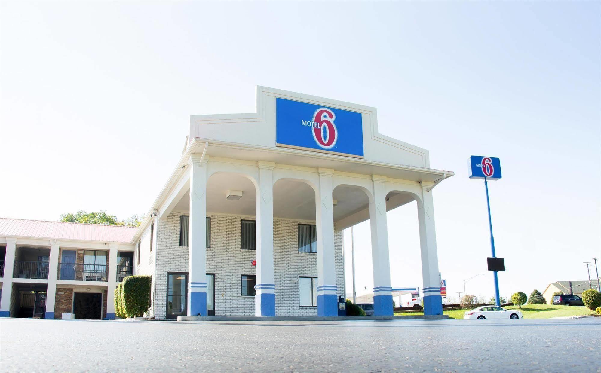 Hotel 6-cookeville, Tn 2*