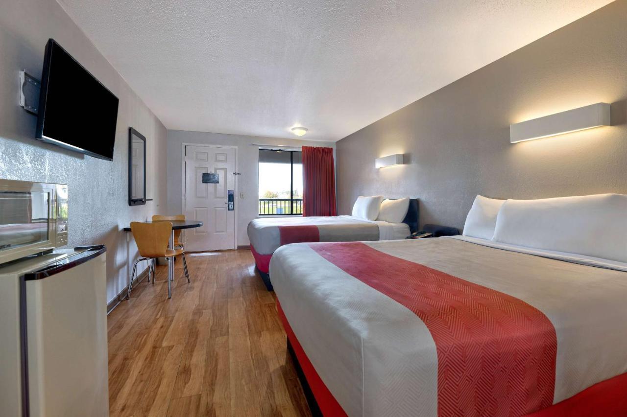 Hotel Motel 6-Cookeville, Tn