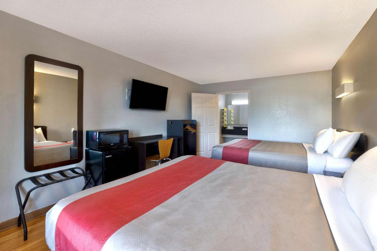 Motel 6-Cookeville, Tn 2*